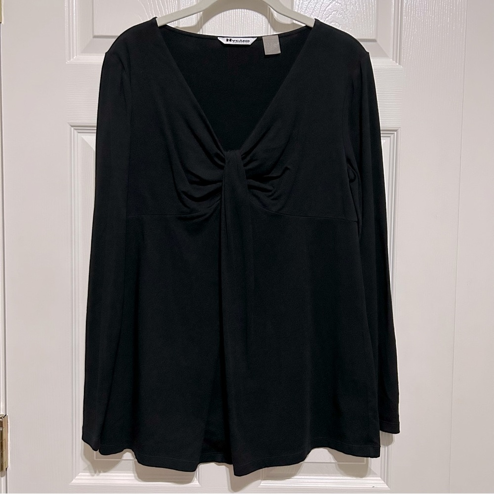 Peter Nygard Black Tunic Top